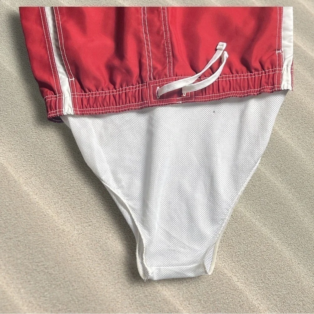 Aeropostale Men’s Cargo Swim Trunks / Shorts Burgundy Red Size Small